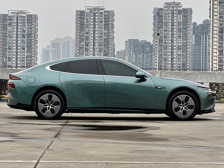 Фото 6 - XPeng P7