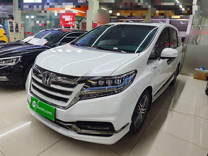 Фото 1 - Honda Elysion