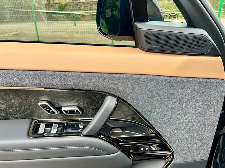 Фото 8 - Land Rover Range Rover Sport