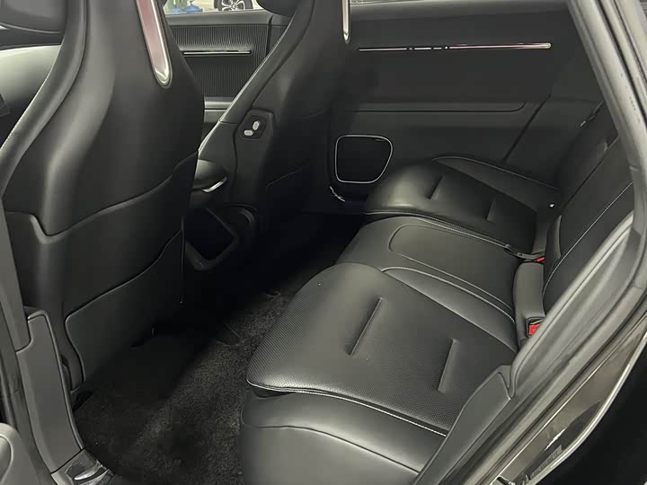 Фото 9 - Avatr 12