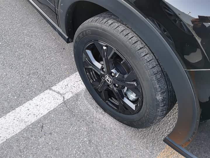 Фото 6 - Honda HR-V