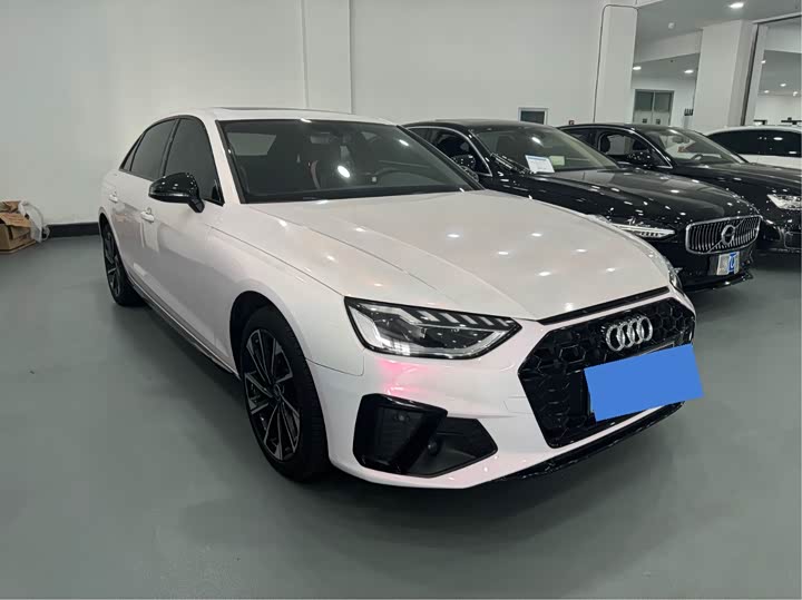 Фото 3 - Audi A4L