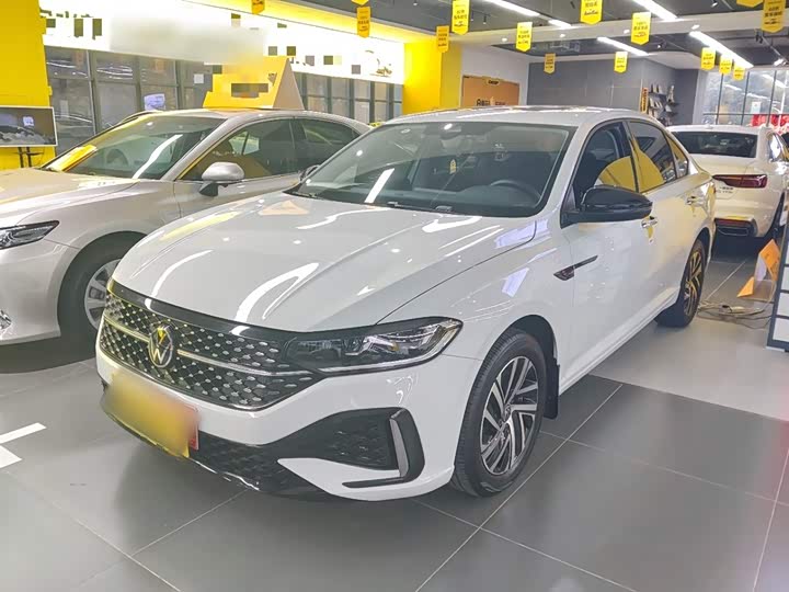 Фото 2 - Volkswagen Lavida