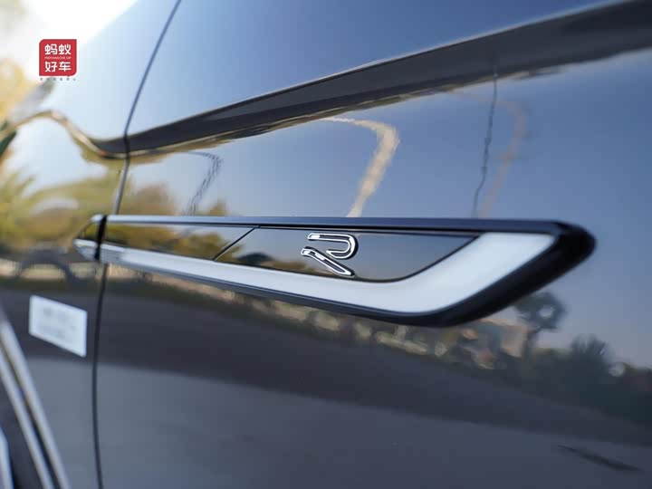 Фото 8 - Volkswagen Tayron