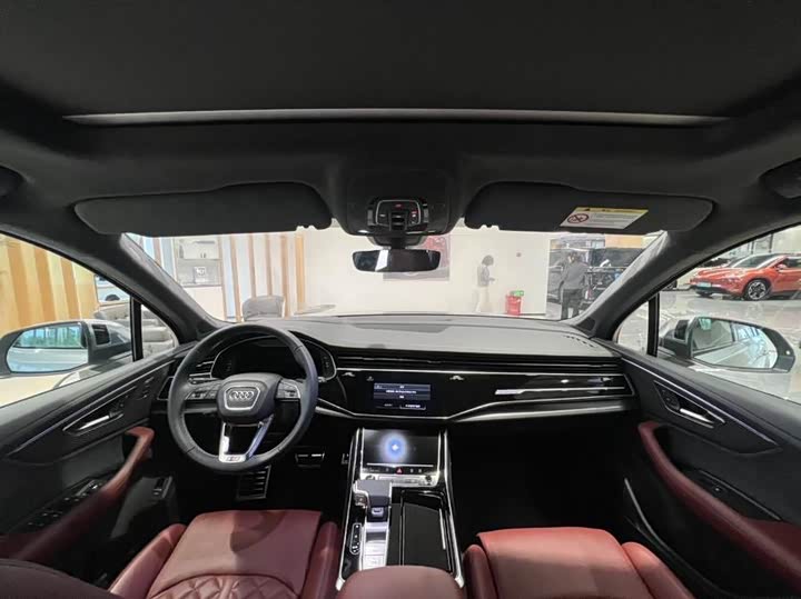 Фото 9 - Audi SQ7