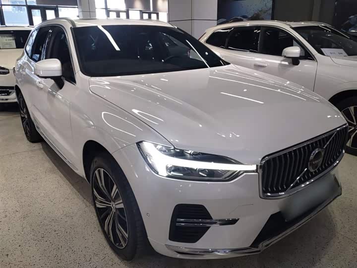 Фото 4 - Volvo XC60 Hybrid