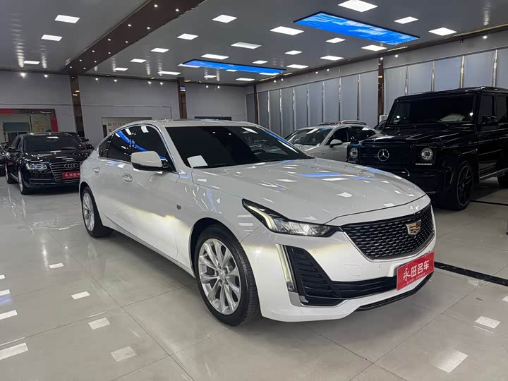 Фото 2 - Cadillac CT5