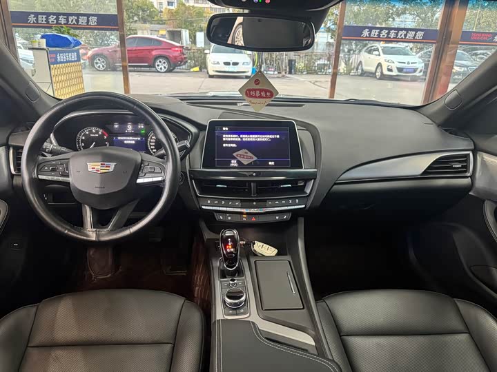 Фото 7 - Cadillac CT5