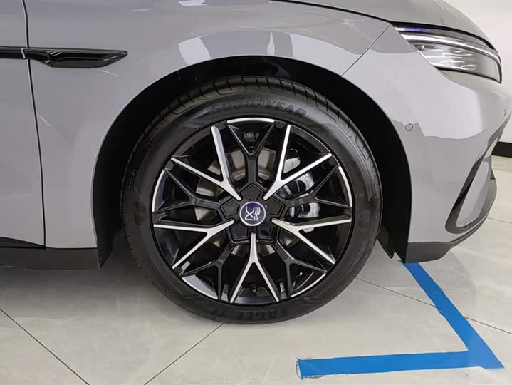 Фото 6 - BYD Han