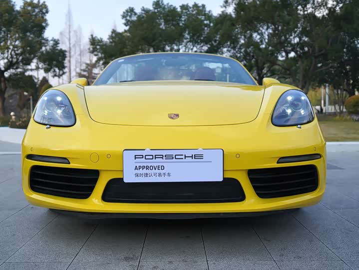 Фото 2 - Porsche 718