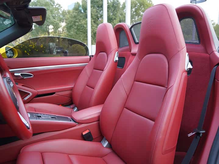 Фото 4 - Porsche 718