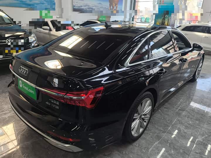 Фото 7 - Audi A6L