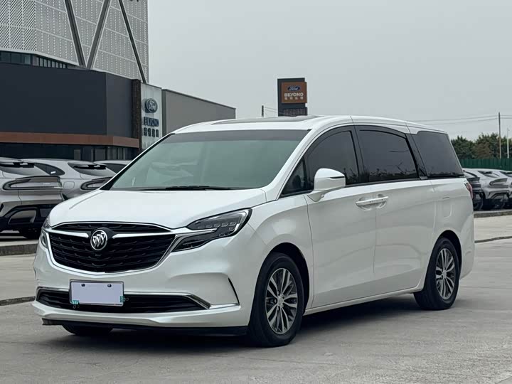 Фото 1 - Buick GL8 ES