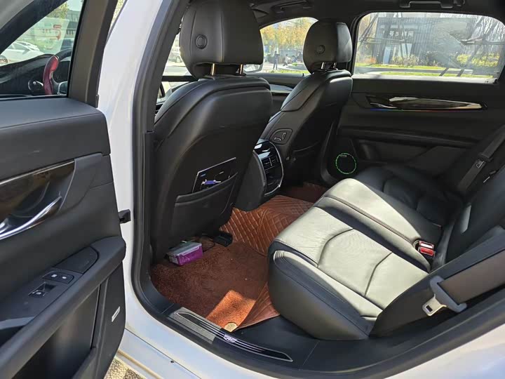 Фото 5 - Cadillac CT6