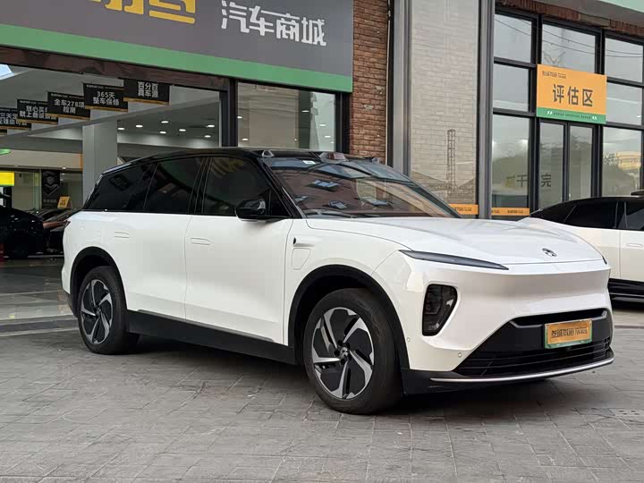 Фото 3 - Nio ES8