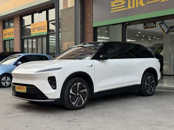 Фото 4 - Nio ES8