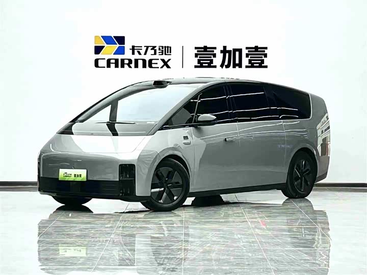 Фото 1 - LiXiang Mega