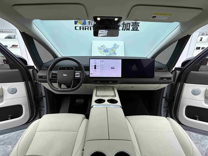 Фото 8 - LiXiang Mega