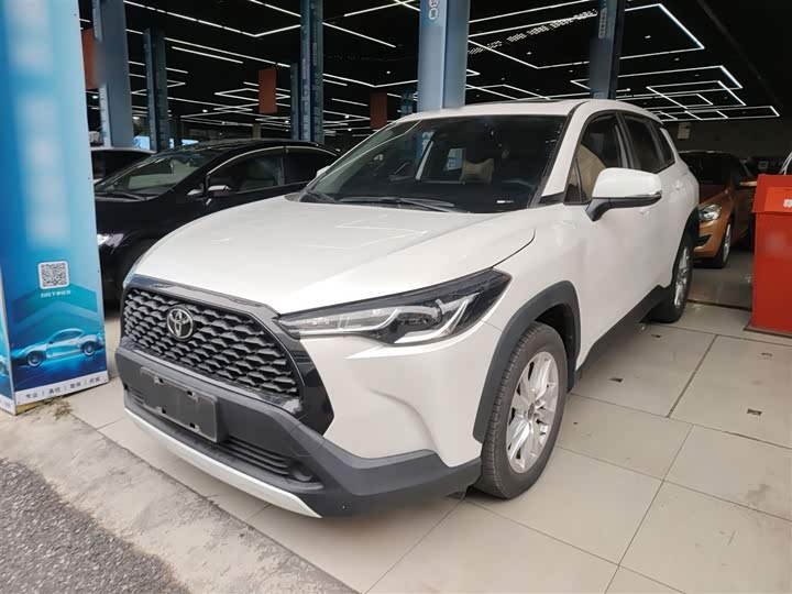 Фото 2 - Toyota Corolla Cross