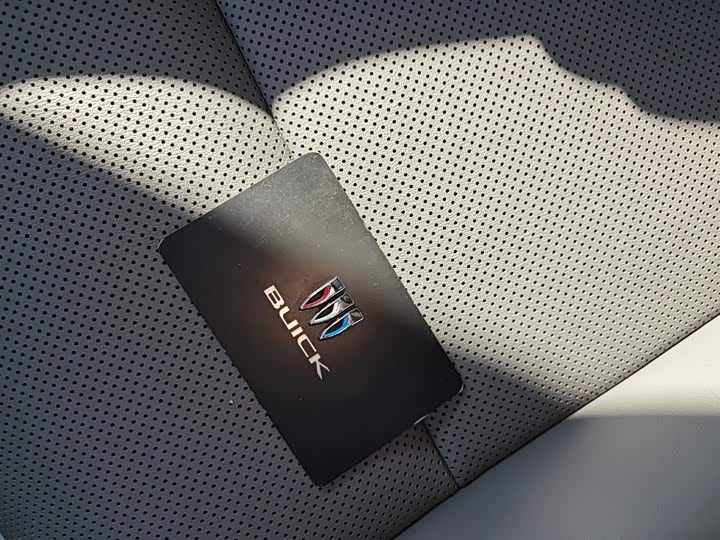 Фото 9 - Buick Electra E5