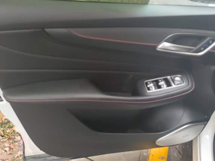 Фото 7 - MG Motor Pilot Hybrid