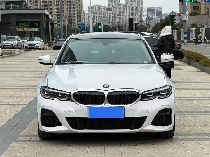 Фото 2 - BMW 3 Series
