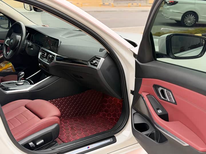 Фото 9 - BMW 3 Series