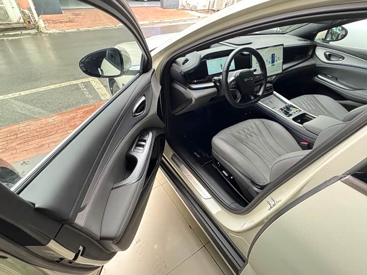 Фото 9 - BYD Seal 07 DM-i Hybrid