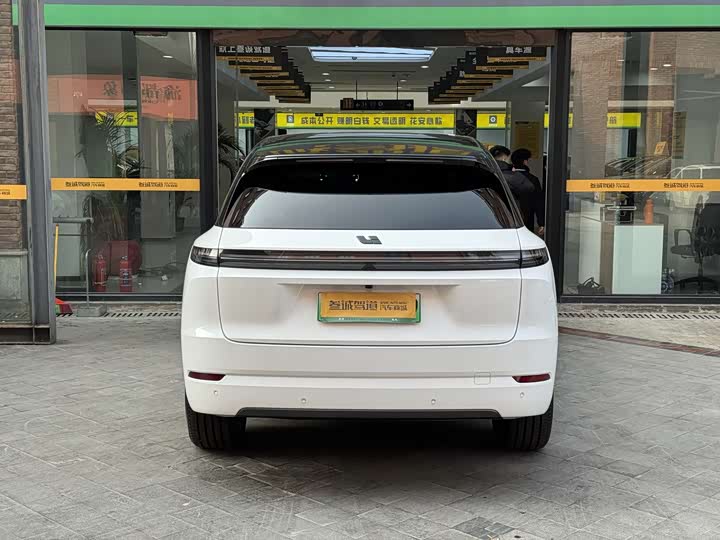 Фото 5 - LiXiang L7