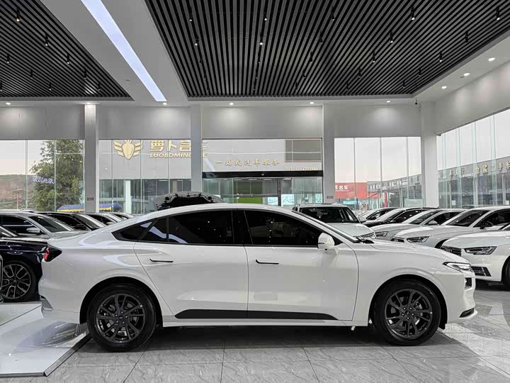 Фото 7 - Ford Mondeo