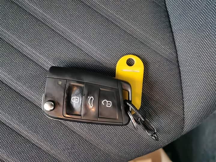 Фото 9 - Volkswagen Lavida