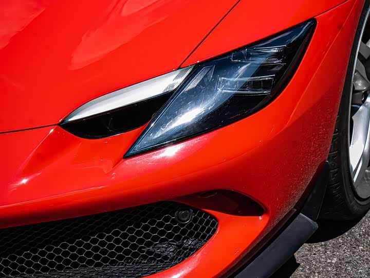 Фото 4 - Ferrari 296