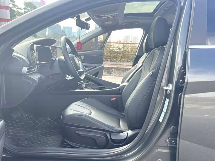 Фото 6 - Hyundai Elantra N line