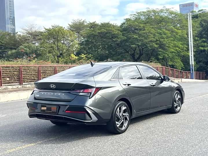 Фото 7 - Hyundai Elantra N line