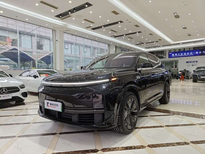 Фото 2 - LiXiang L7