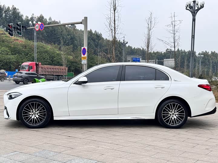 Фото 3 - Mercedes-Benz C-Class