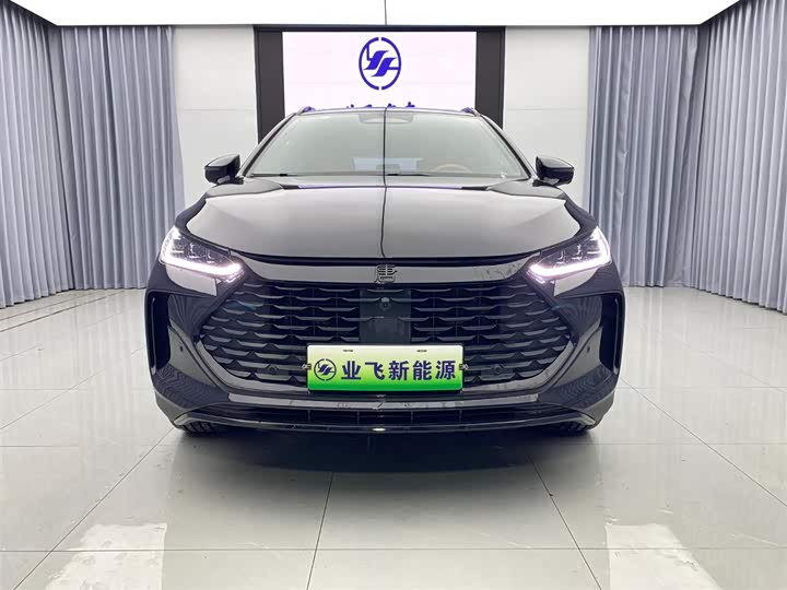 Фото 2 - BYD Tang Hybrid/EV