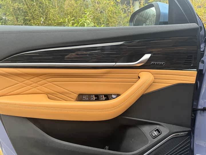 Фото 7 - Geely Monjaro L Hybrid