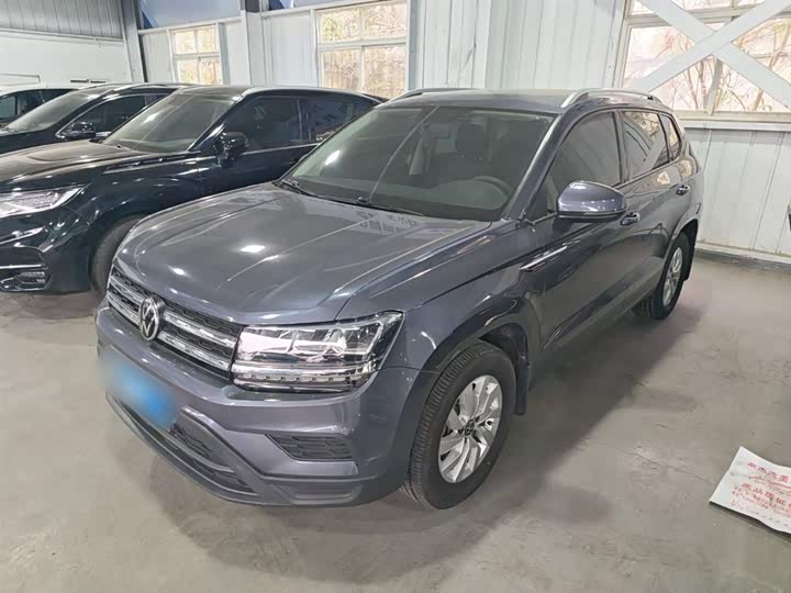 Фото 2 - Volkswagen Tharu