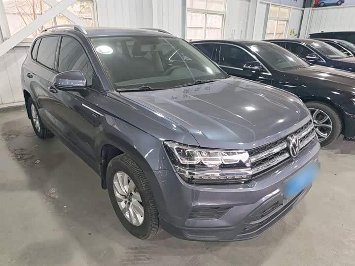 Фото 4 - Volkswagen Tharu