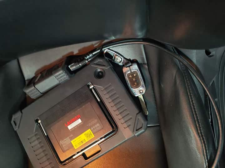 Фото 9 - Volkswagen Tharu