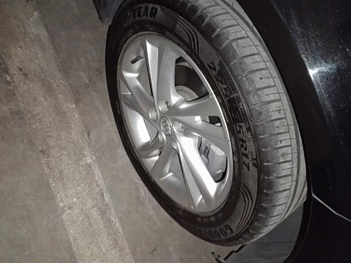 Фото 6 - Buick Regal