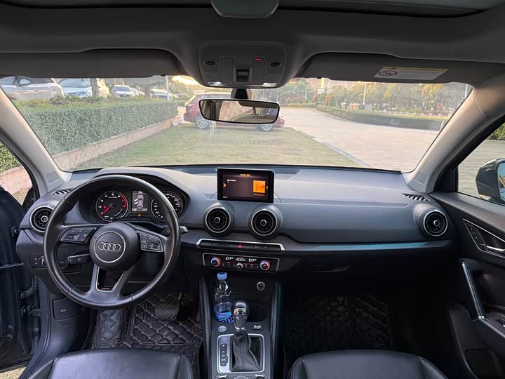 Фото 5 - Audi Q2L