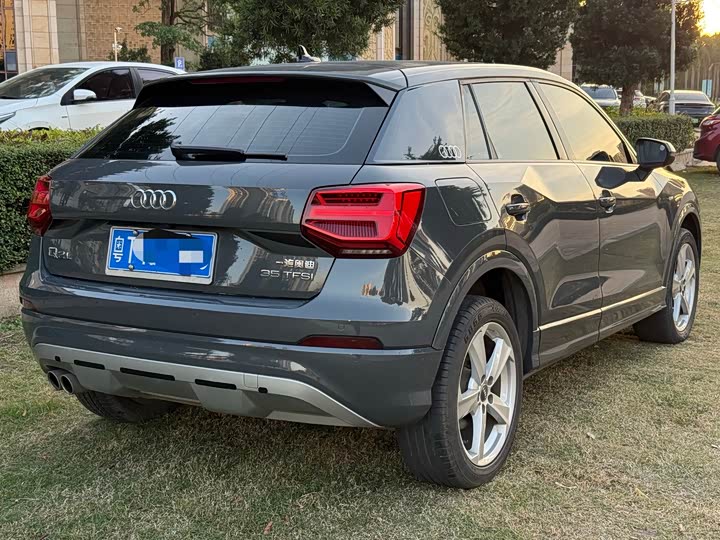 Фото 7 - Audi Q2L