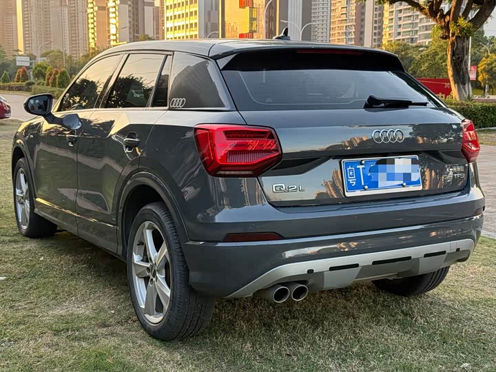 Фото 9 - Audi Q2L