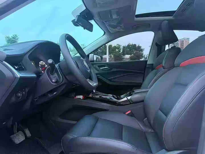 Фото 4 - MG Motor 5