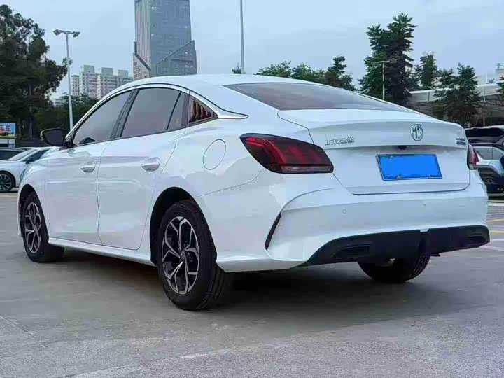 Фото 7 - MG Motor 5