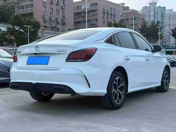 Фото 9 - MG Motor 5