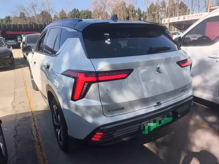 Фото 5 - Mitsubishi Airtrek EV