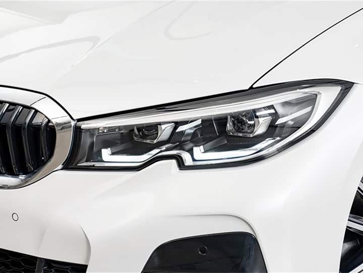 Фото 4 - BMW 3 Series